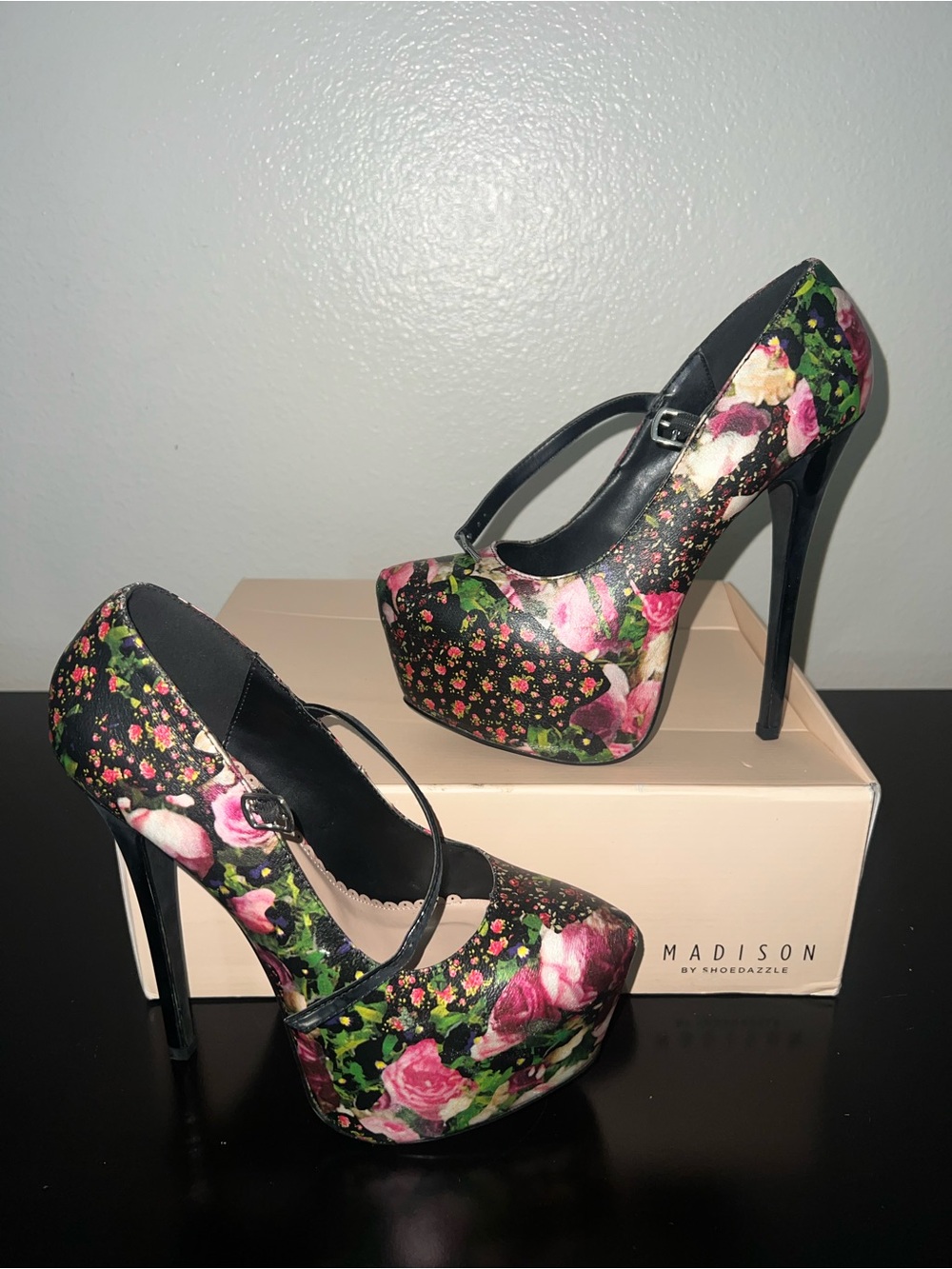 Madison Floral Platform MaryJane Party Club Stiletto Party Pumps Heels sz 8.5